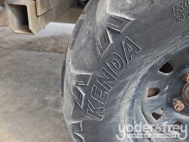 2020-club-car-carryall-1700-image-43