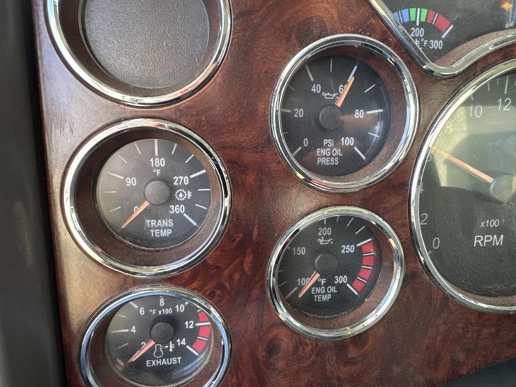 #1463-•-2007-mack-quad-axle-dump-truck-image-56