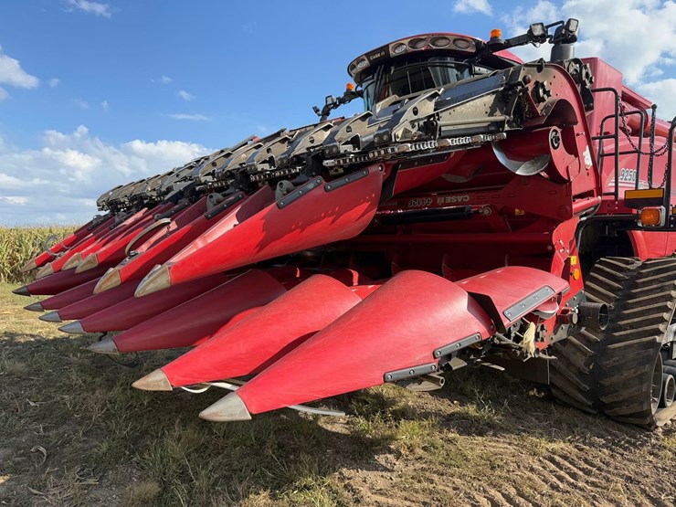 2023-case-ih-4412f-image-1