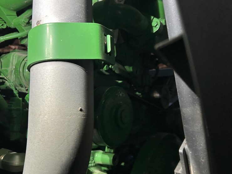 2022-john-deere-9r-590-image-40