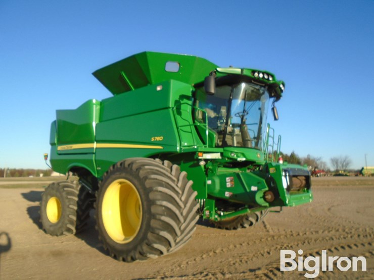 2021-john-deere-s780-image-3