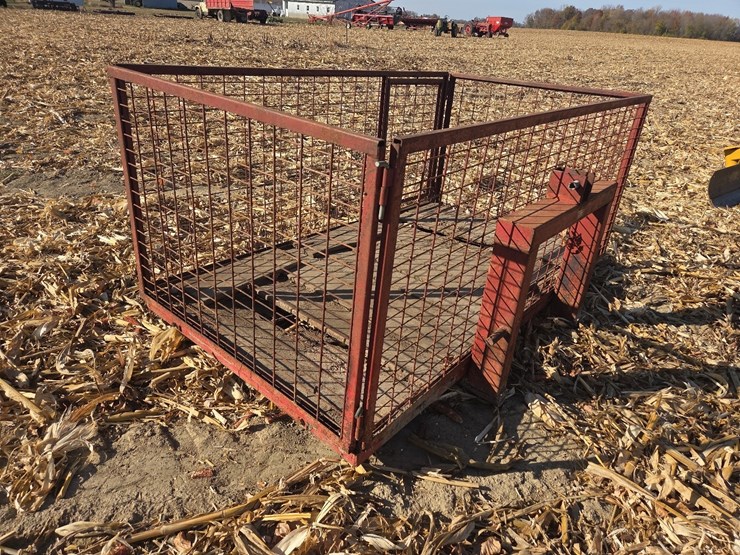 4'x7'-3pt-small-animal-carrier-image-7