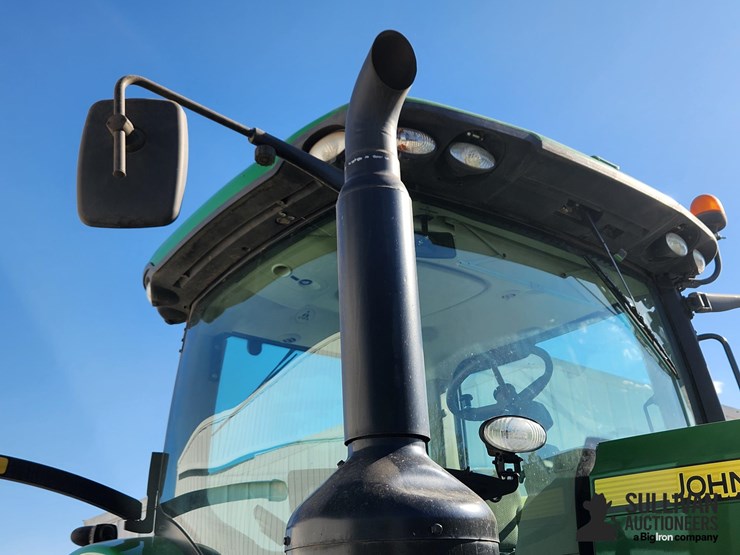 2013-john-deere-8285r-image-15