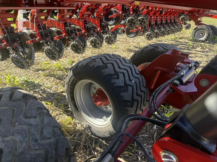 2024-case-ih-2160-image-52