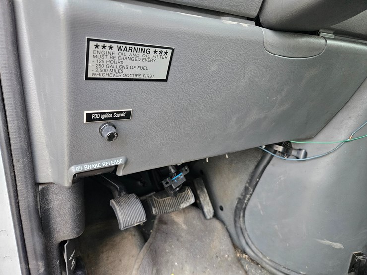 #22778-•-2003-ford-econoline-van-ambulance-image-48