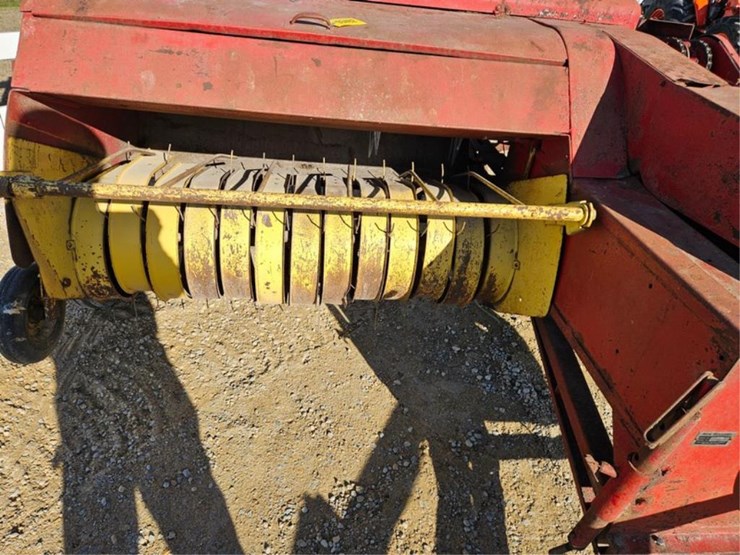 new-holland-68-image-12