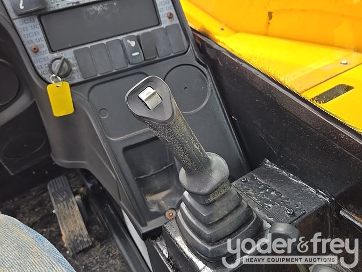 2017-jcb-510-56-image-126