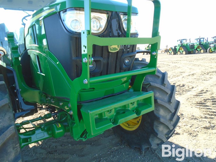2023-john-deere-6r-155-image-15