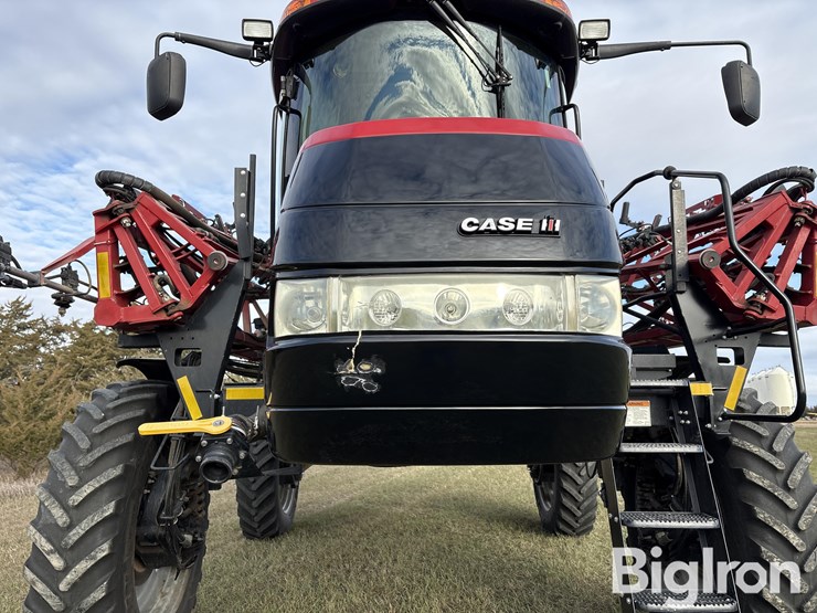 2017-case-ih-patriot-4440-image-11