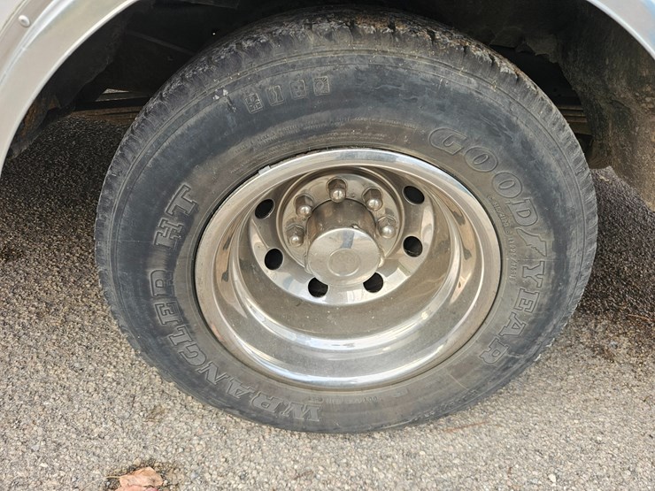 #22778-•-2003-ford-econoline-van-ambulance-image-63