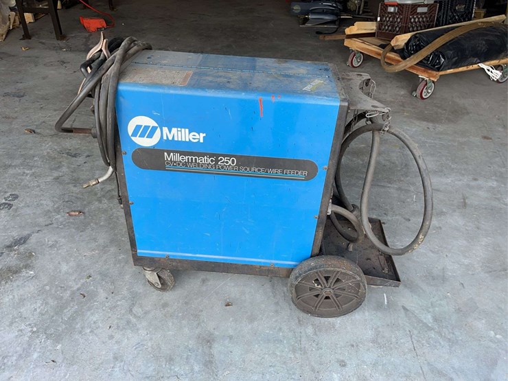 miller-250-cv-dc-welder-3-phase-image-1