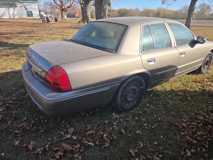 2006-mercury-grand-marquis-gs-car-image-5