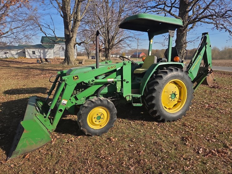 1996-john-deere-1070-image-1