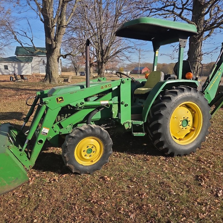 1996 JOHN DEERE 1070