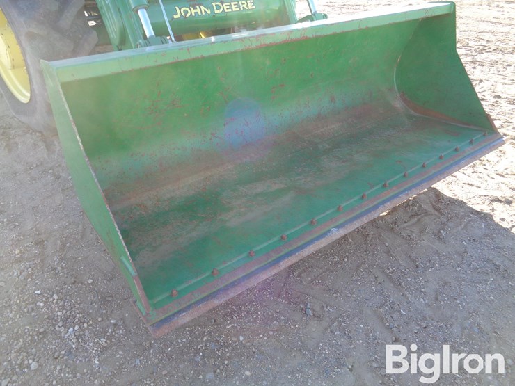 2013-john-deere-6150r-image-16