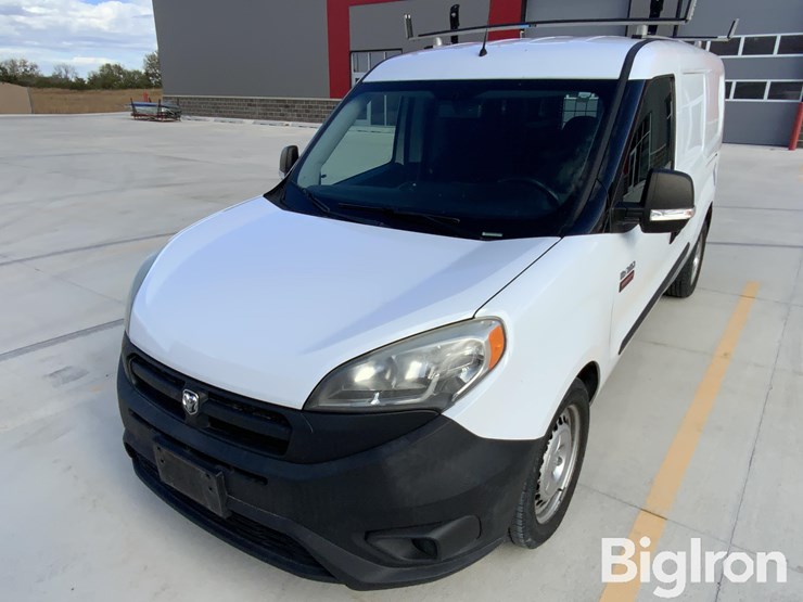 2017-ram-promaster-city-image-15