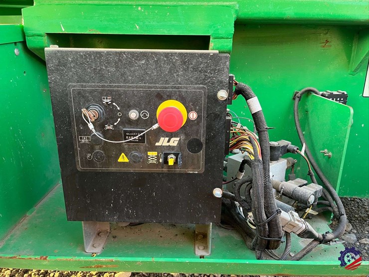 2015-jlg-4069le-image-21