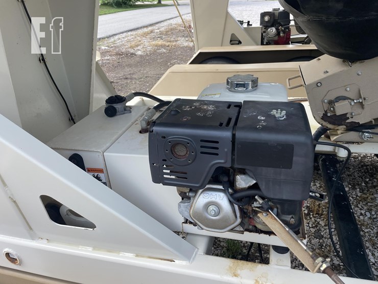 2010-unverferth-3750-image-24