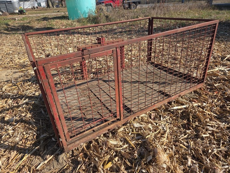 4'x7'-3pt-small-animal-carrier-image-1