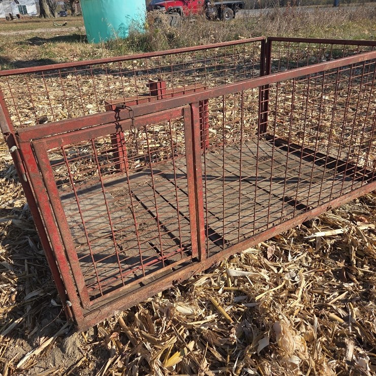 4'x7' 3pt small animal carrier