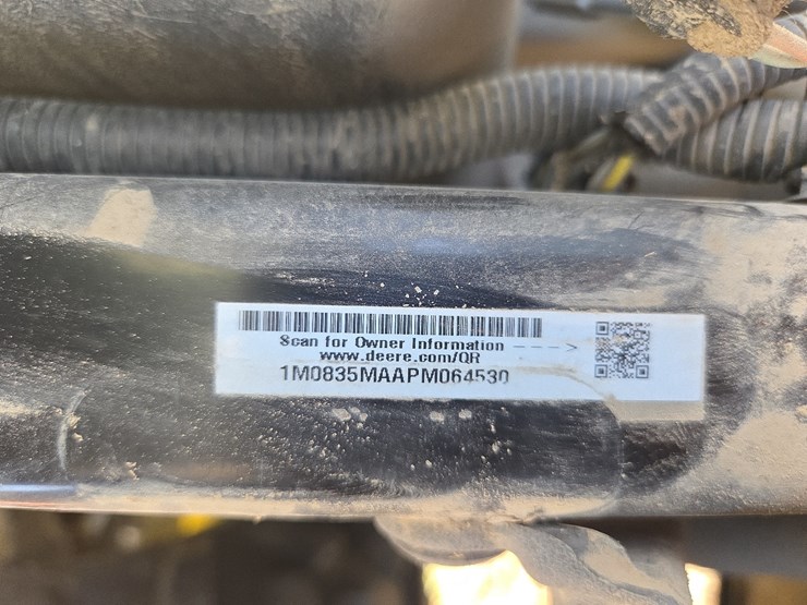 jd-xuv-835m-utv-image-29