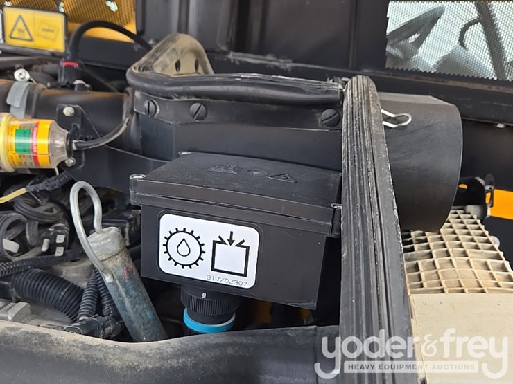 2017-jcb-510-56-image-100