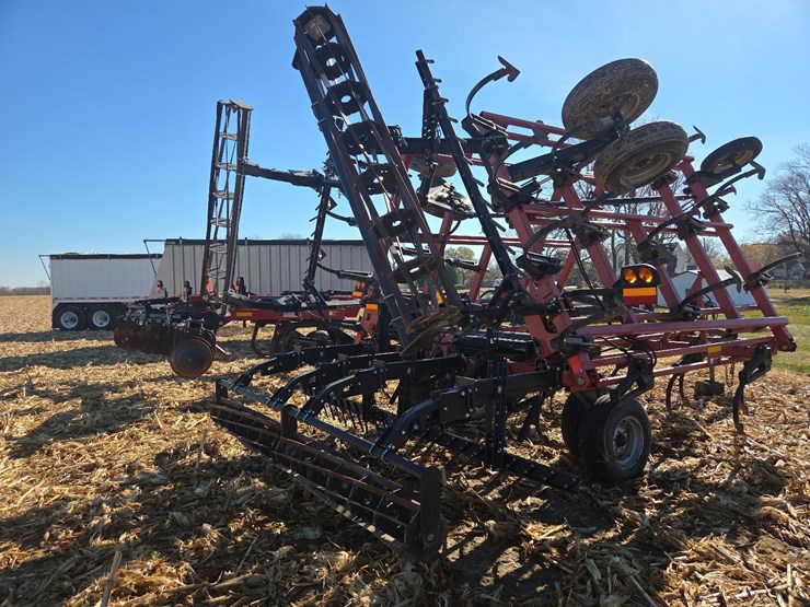 case-ih-200-image-21