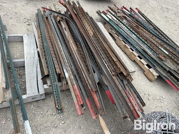 fencing-materials-assortment-image-18