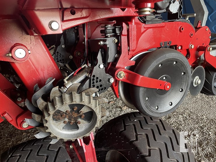 2024-case-ih-2160-image-12