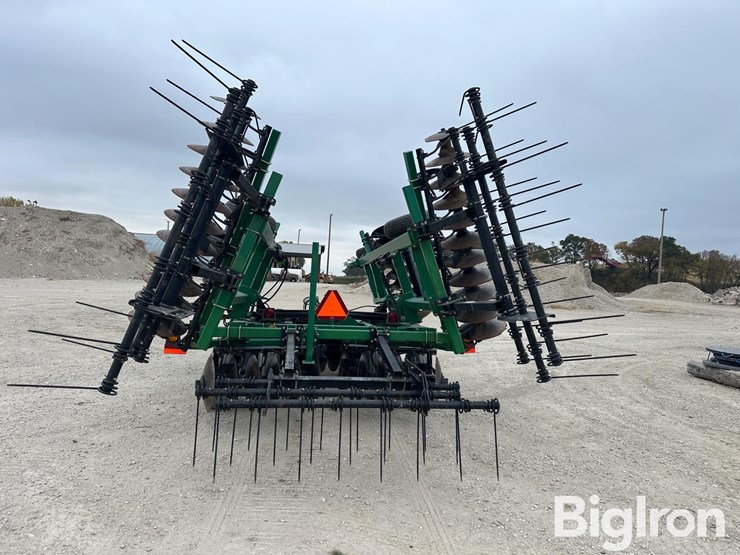 great-plains-3323-tandem-disk-image-6