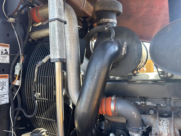 case-621f-xr-image-56