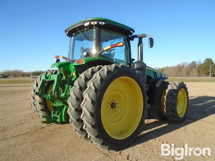 2012-john-deere-8285r-image-15