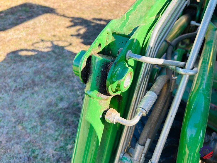 2016-john-deere-1025r-image-12