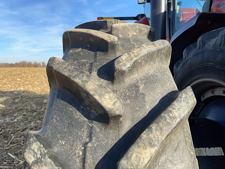 case-ih-275-image-34