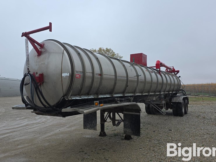 1985-walker-tanker-image-1