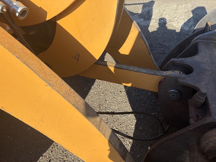 case-621f-xr-image-24