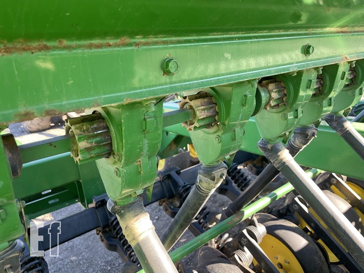 1997-john-deere-750-image-16