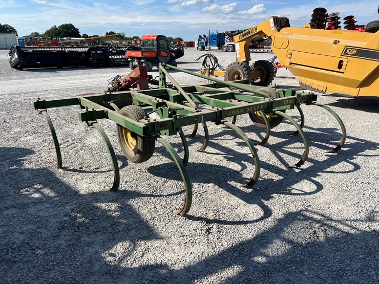 john-deere-1610-image-6
