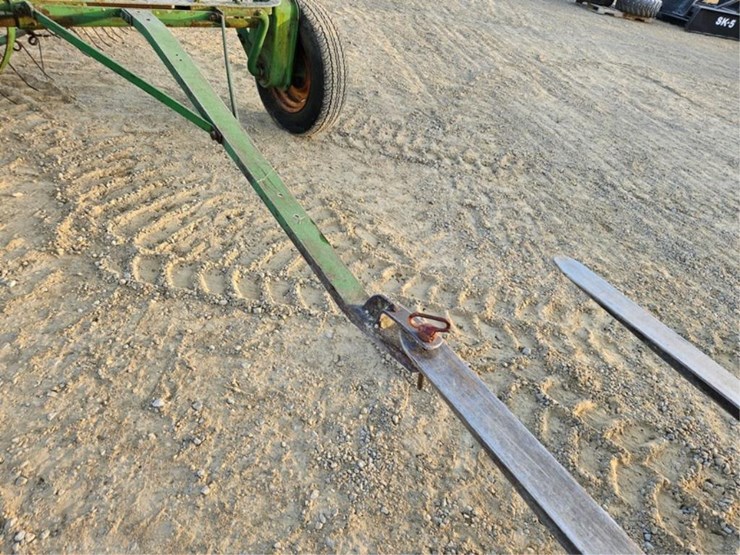 #3421-•-john-deere-pull-hay-rake,-ground-drive-image-9