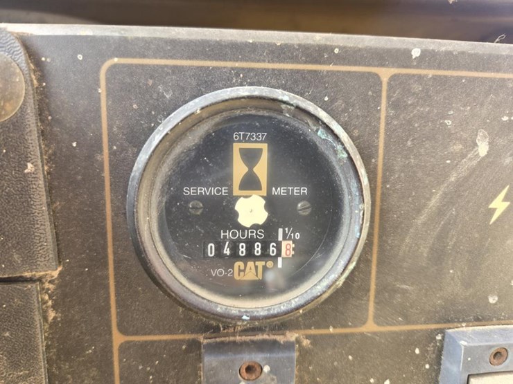 1996-caterpillar-d3c-image-22