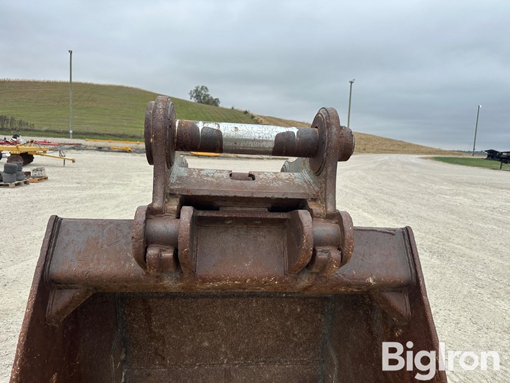 cf-excavator-bucket-image-16