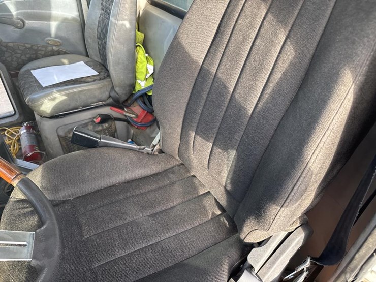 #1463-•-2007-mack-quad-axle-dump-truck-image-46