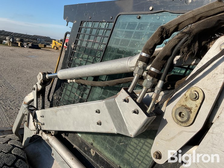 2007-case-450-image-13