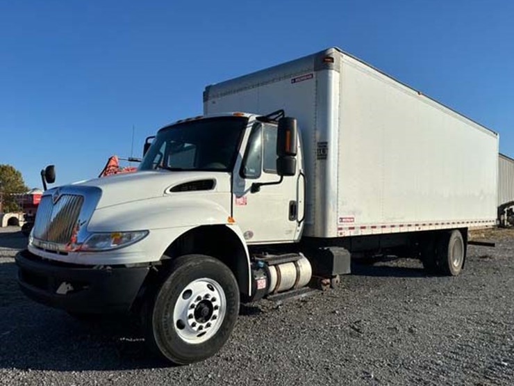 2018-international-4300-image-1