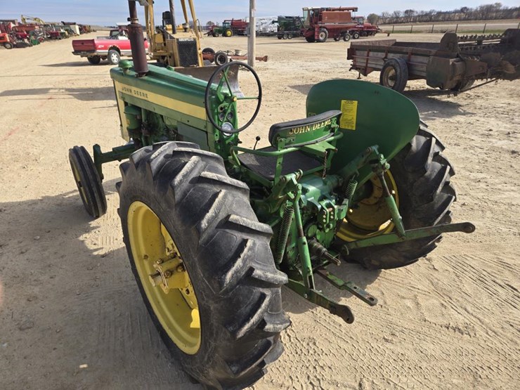 john-deere-420-image-10