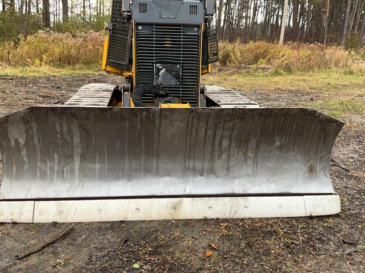 2016-deere-550k-lgp-image-55