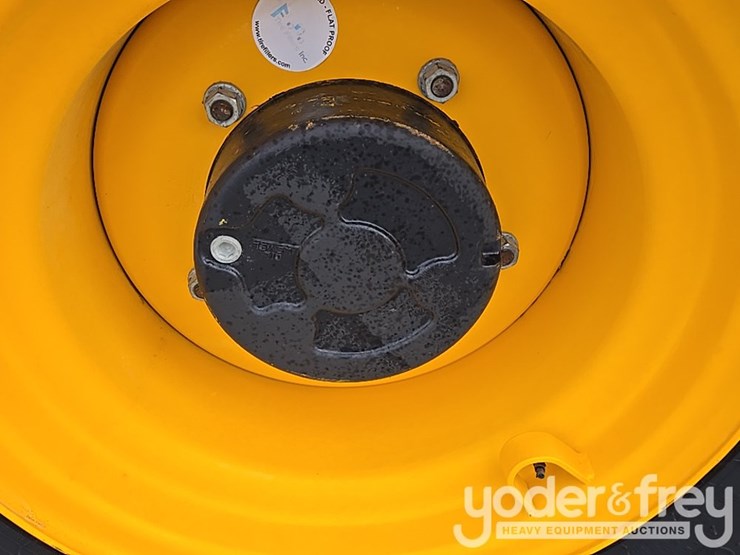 2017-jcb-510-56-image-31