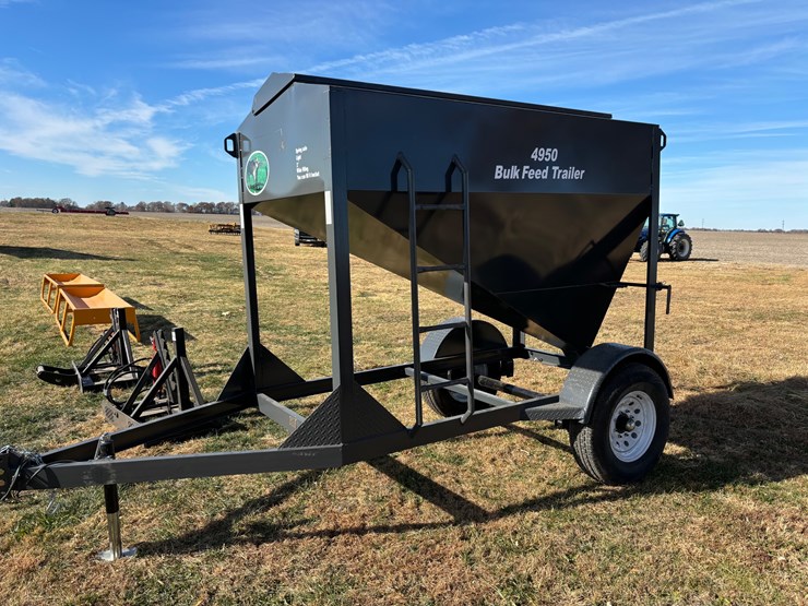 #1007-•-feed-trailer-4950-image-1