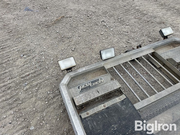 pro-tech-aluminum-headache/storage-rack-image-16