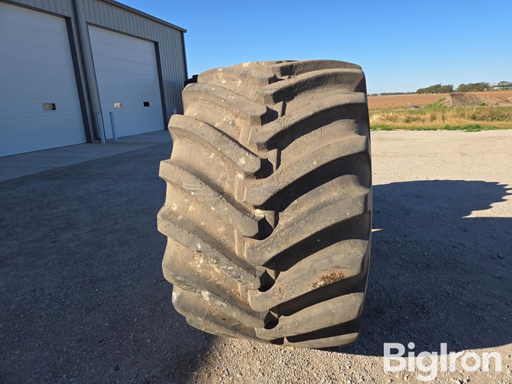 va73-x-44.00-32-tires-image-4